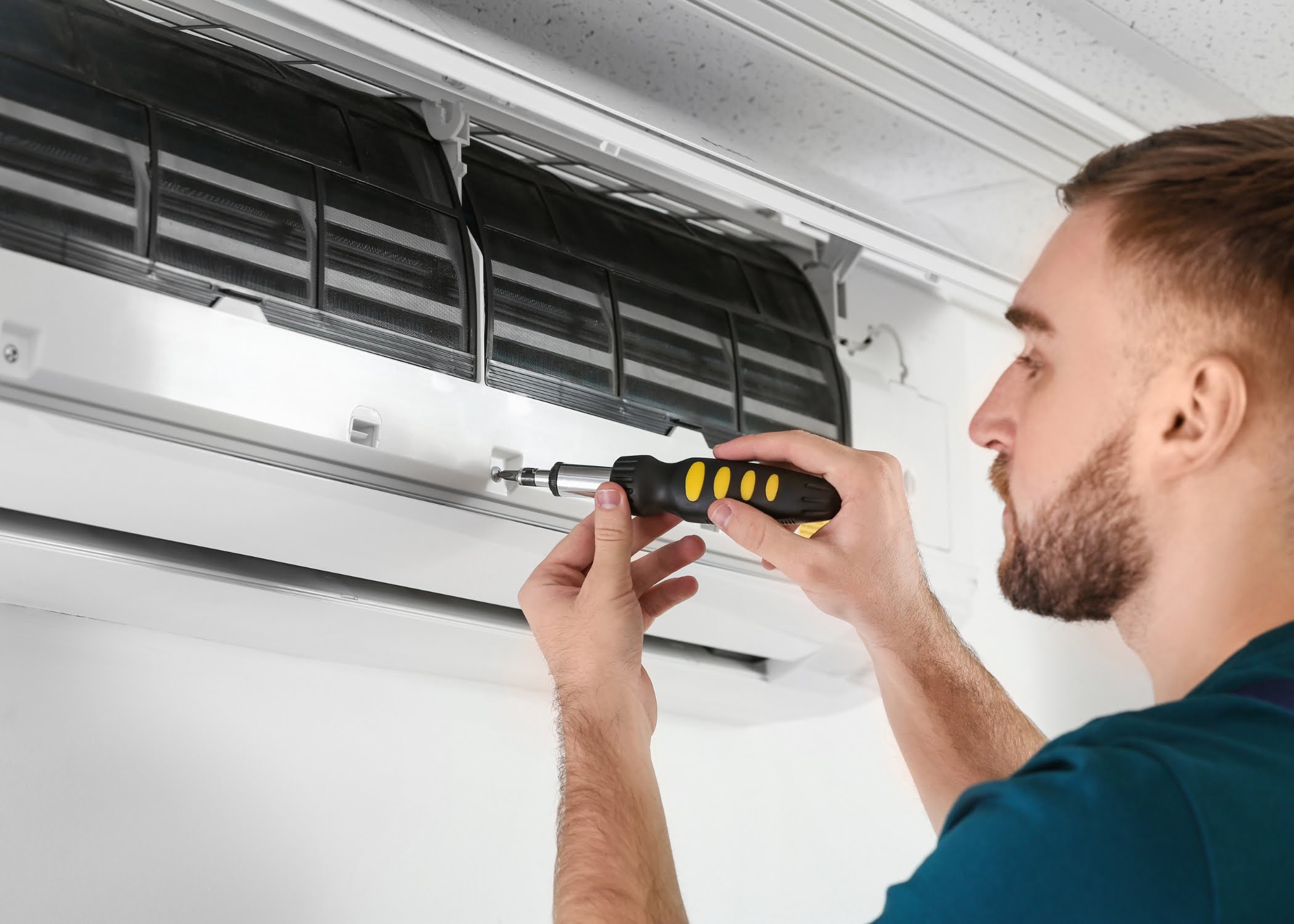 airco met installatie laten plaatsen kosten kopen en installeren installateur wat kost een airco plaatsen installateur airconditioning buitenunit regels toestemming buren in bestaande woning airco montage offerte aanvragen amersfoort