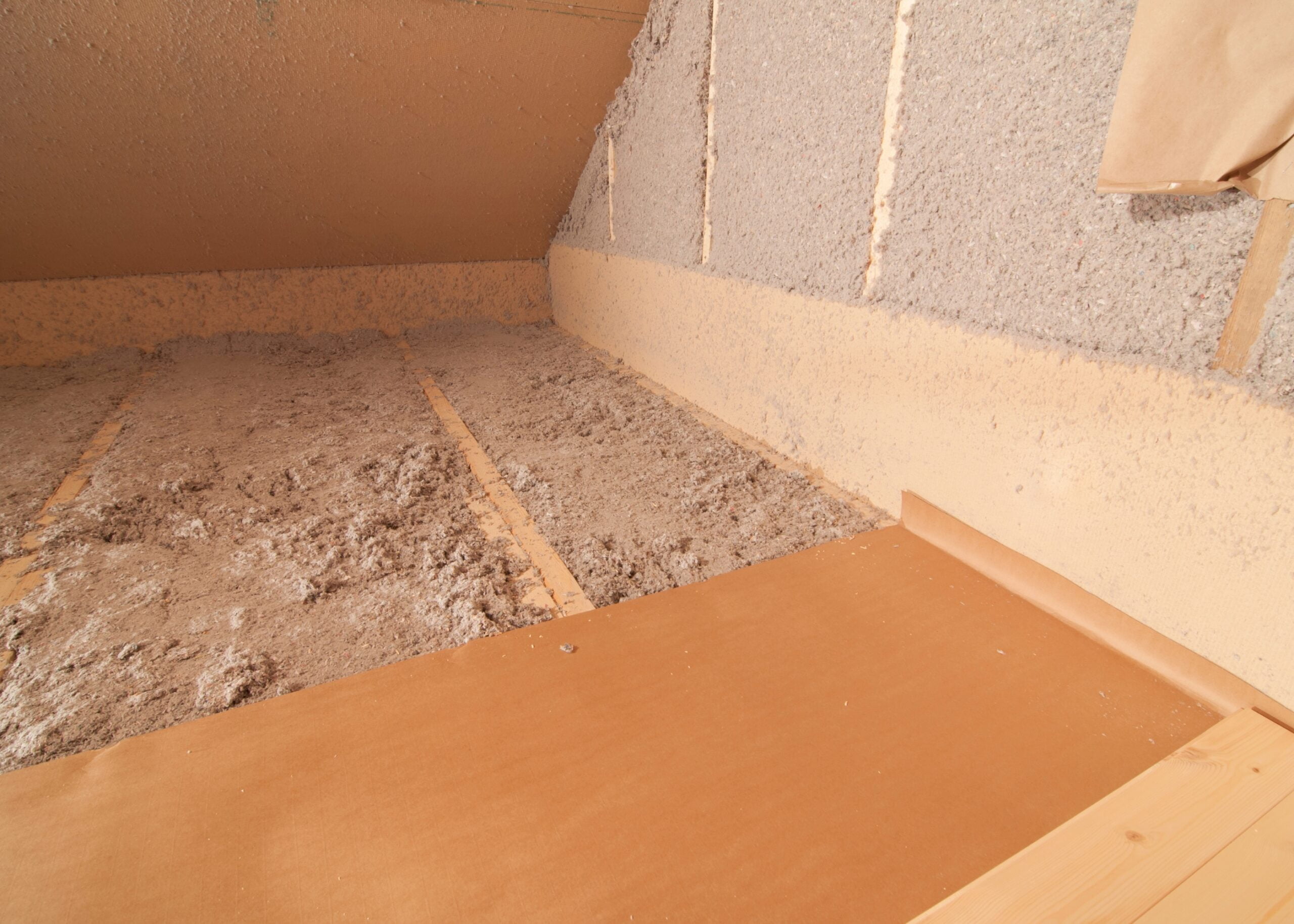 huis isoleren isolatie bedrijf laten subsidie 2024 dak zolder voor vloerisolatie kruipruimte woning isoleren bodemisolatie onafhankelijk isolatie advies isolatie monteur pir isolatie pir dakisolatie cellulose